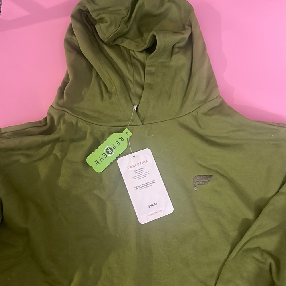 Green fabletics cropped hoodie NWT